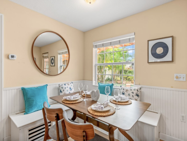 Lido Key Vacation Home with 2 Bedroom and Private Pool